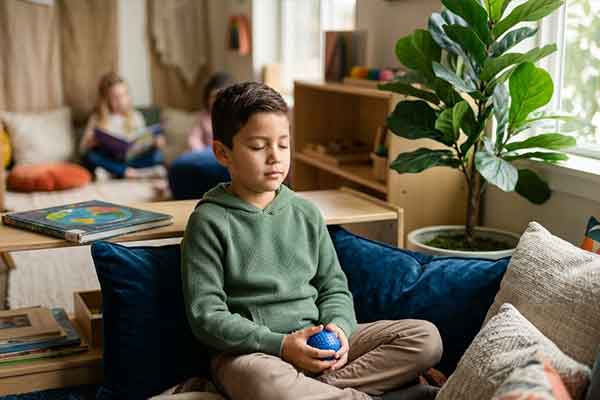 Niños expresando emociones en LaCross